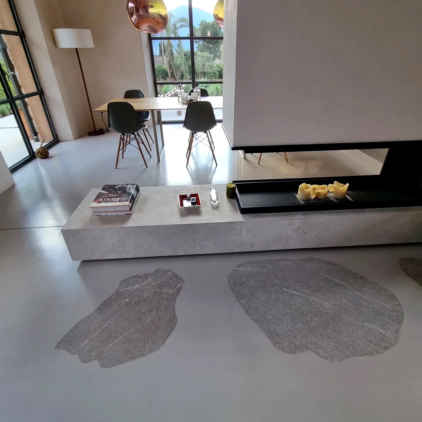Microcementos en interior contemporáneo
